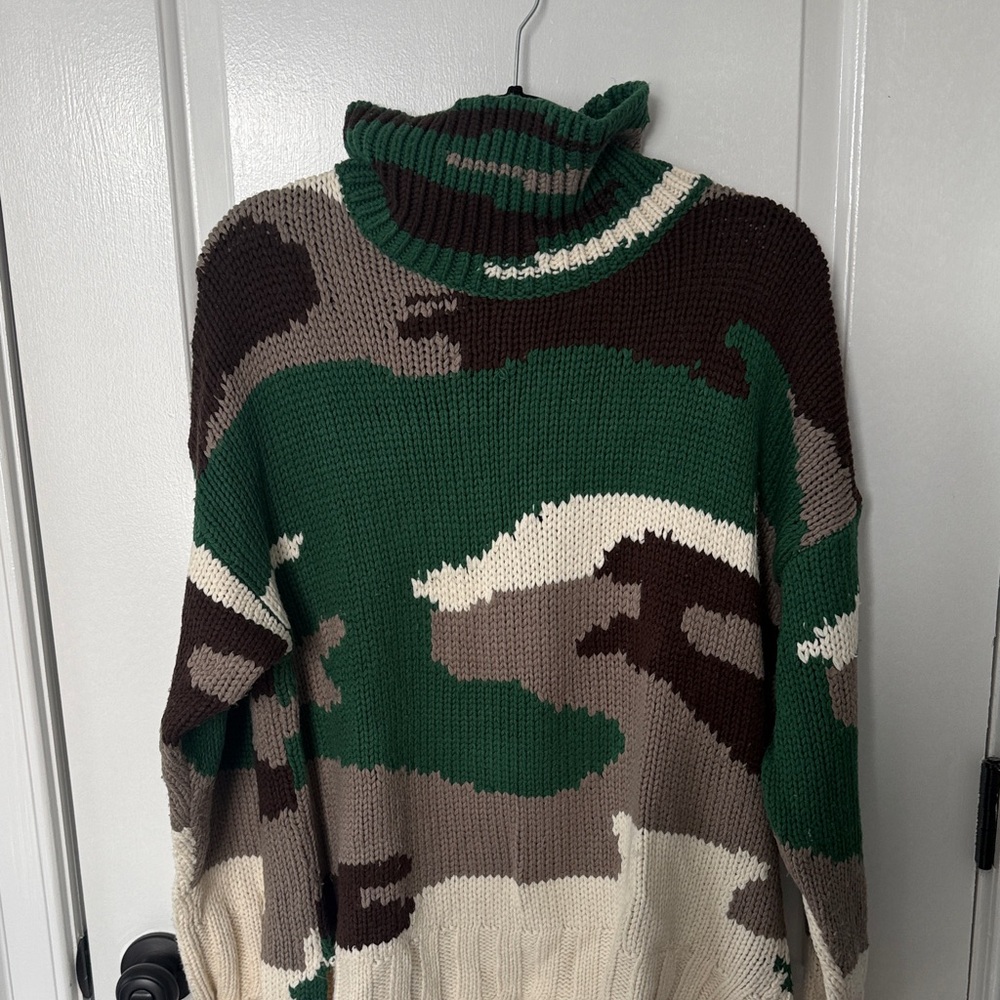 525 America Multicolor Knit Sweater